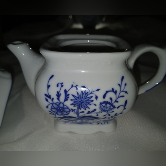 Vintage Citrus Juicer Reamer Pitcher Pottery Blue & White - Picture 7 of 10